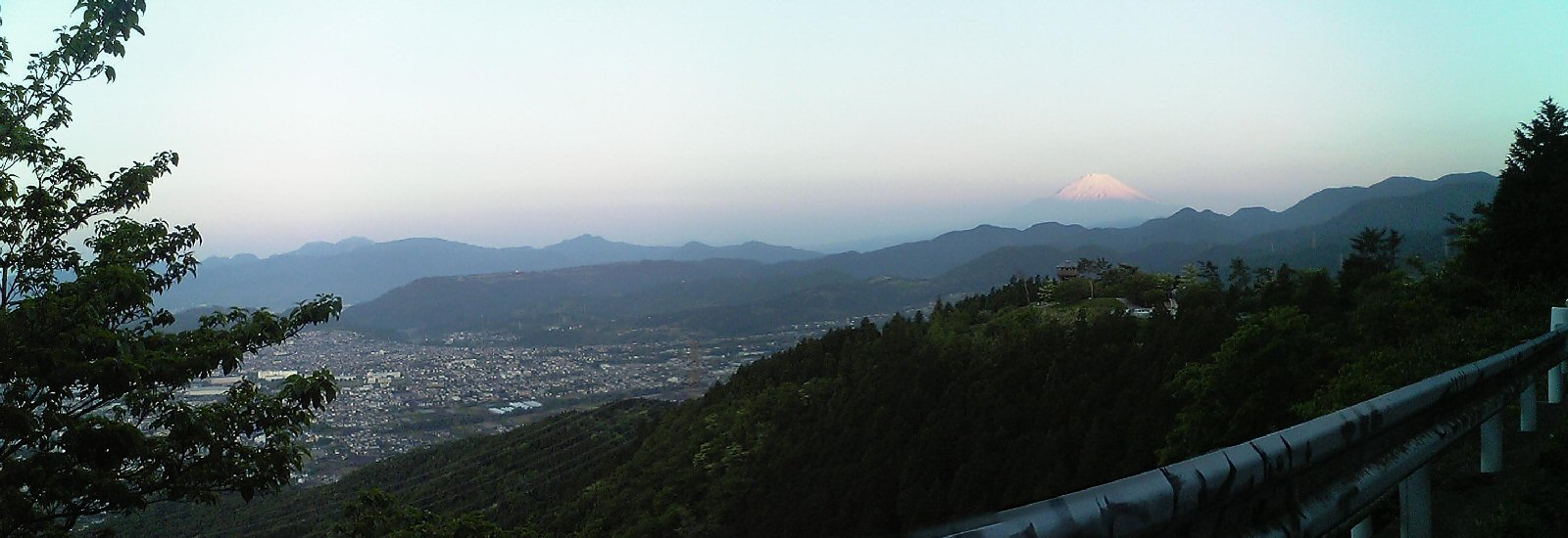ヤビツ峠からの富士山